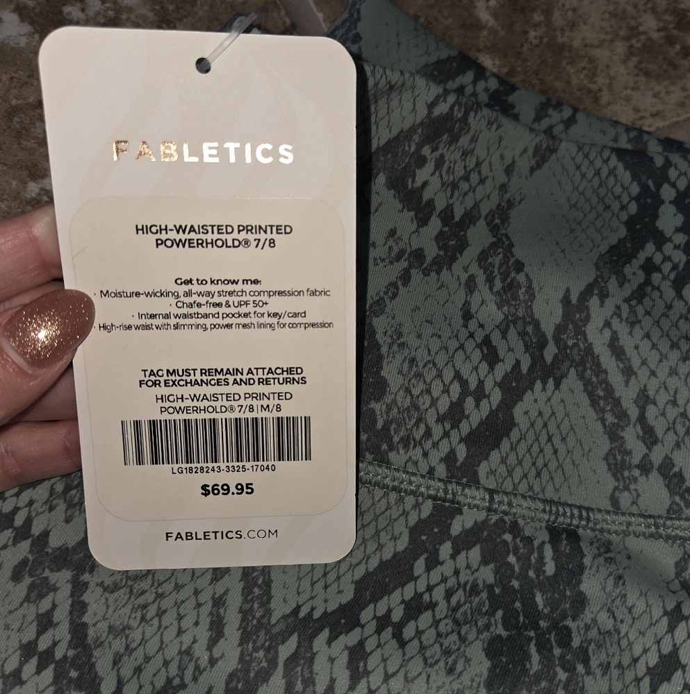 NWT Fabletics Leggings bundle - Picture 4 of 5
